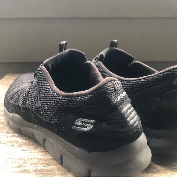 Skechers 22823 Womens Gratis Strolling Black Casual Shoes Sneakers Size 10 - Picture 9 of 11